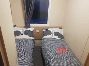 Lovely 3-bed Caravan in Towyn
