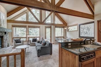 Luxury 4 Bed Pines Townhome Amongst The Peace And Quiet 4 Bedroom Townhouse by Redawning