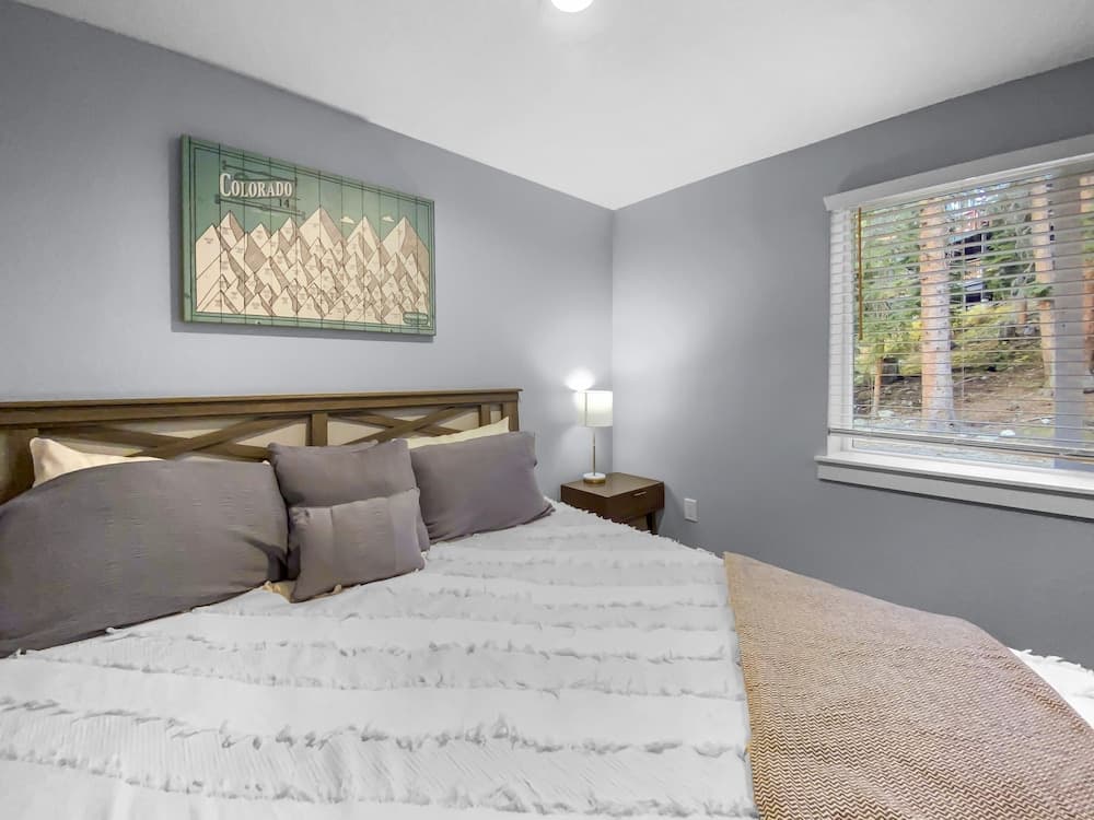 Vacay  Frame 3 Bedroom Home by Redawning