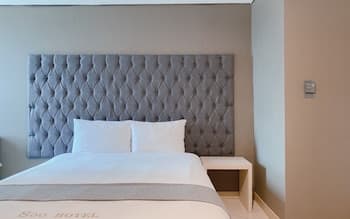 Gangneung Gyeongpodae Soo Hotel