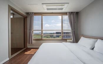 Seogwipo Beach Hotel