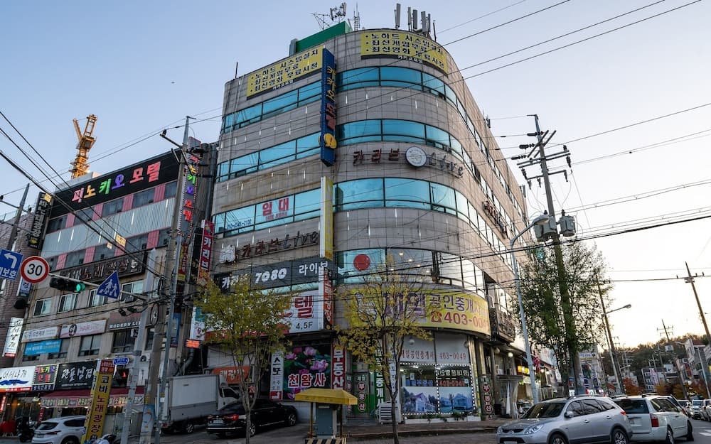 hotel image