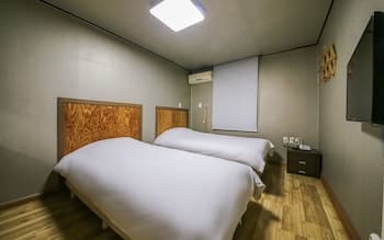 Seogwipo Shinsegye Hotel