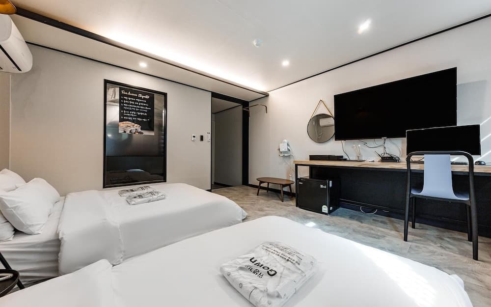 Changwon Bongok-dong Fine Avenue Hotel