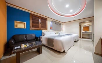 Suwon Guundong Cinema