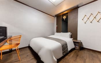 Cheongju Yeppeun Motel