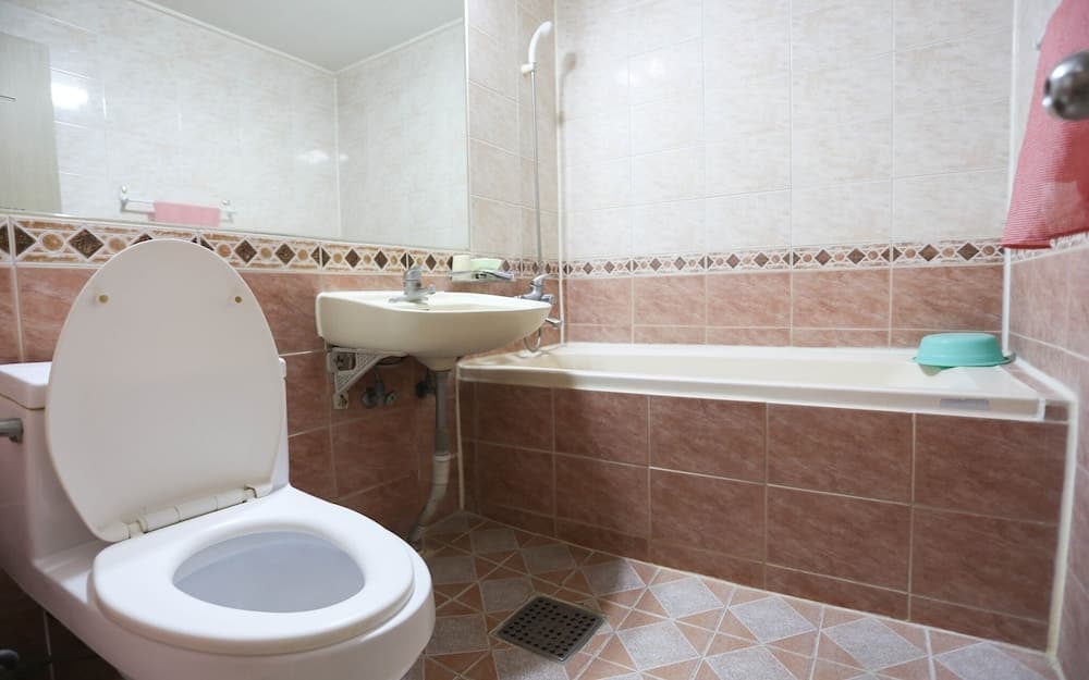 Donghae Daemyung Motel