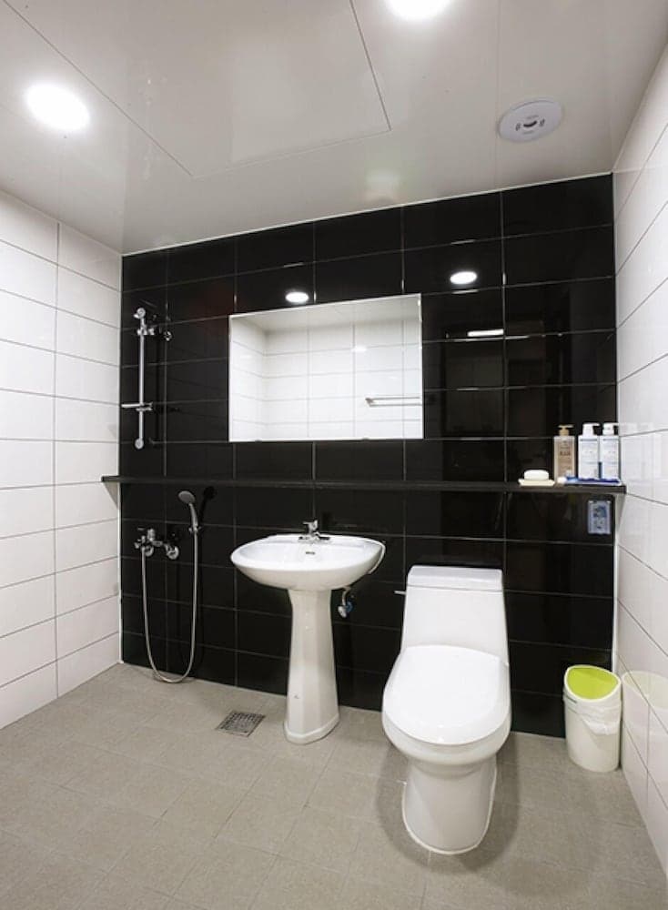 Busan Ohnpax Residence