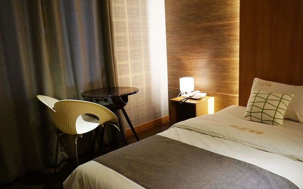 Jeju Hotel Tong Yeondong