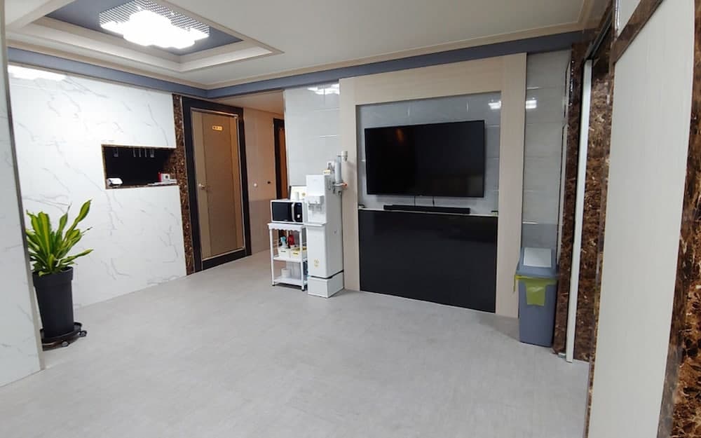 Songnisan Amor Guest House