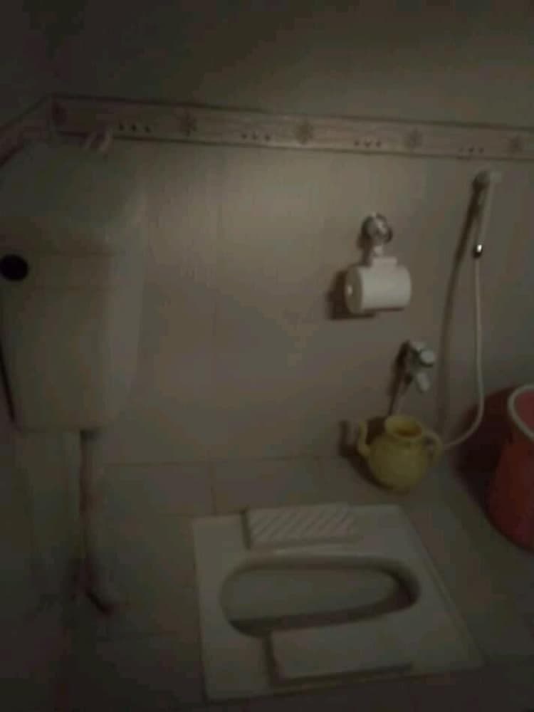 Hill View Hotel And family Cottage