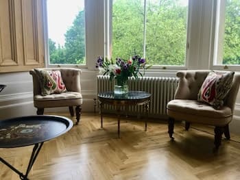 Luxurious 3-bed Apartment in Conservation Area