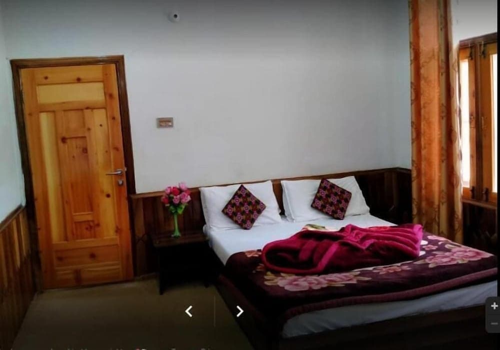 Lady Finger Guest House And Lodge