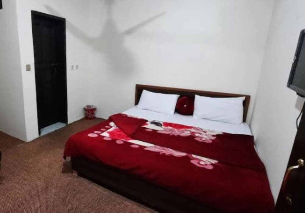 Royal Punjab Hunza Hotel And Restaurant