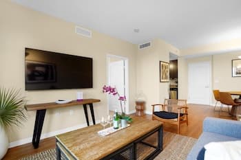 Dharma Home Suites South Miami at Red Road Commons