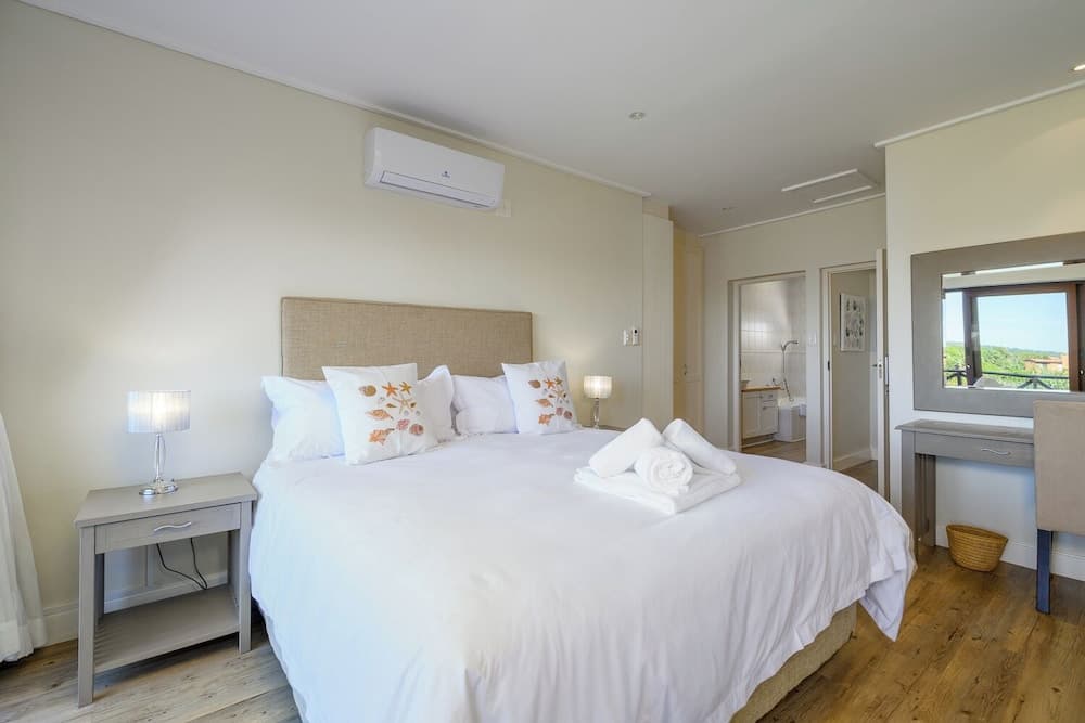 San Lameer Villa Rentals 14110