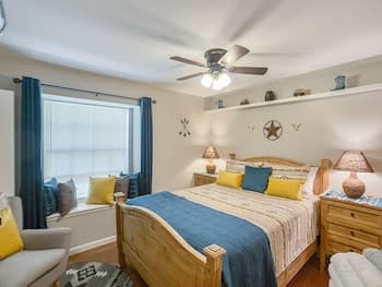 Southwest Splendor 2BR Tempe Townhome