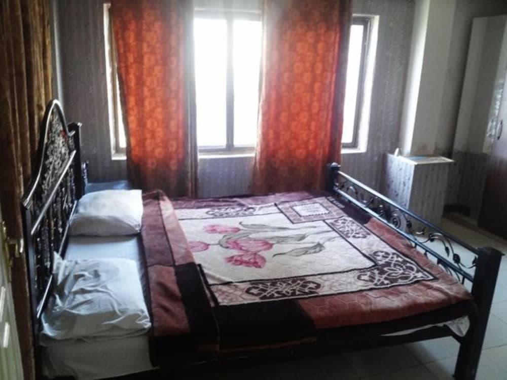 Mughal Villaz Murree