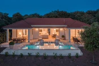 Luxury Beach Villas Porto Bus