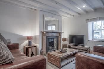 Angle Adventures - 4 Bed Cottage - Angle