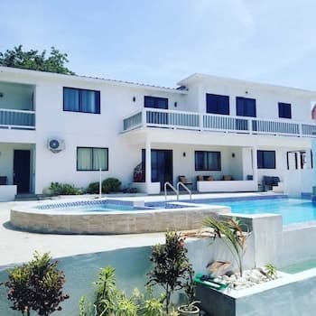 Blue Shores  Hideaway