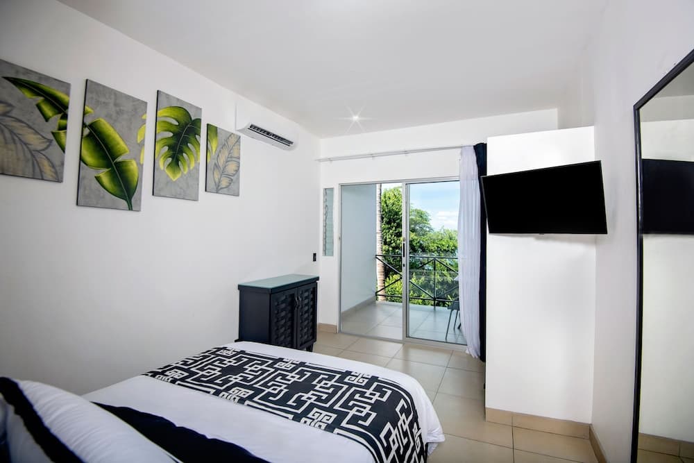 Villa Roca Boutique Resort & Suites-ADULT ONLY