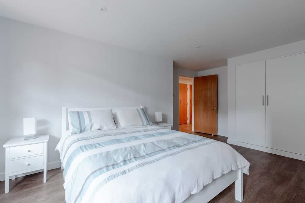 Modern And Spacious 2 Bedroom in Central London
