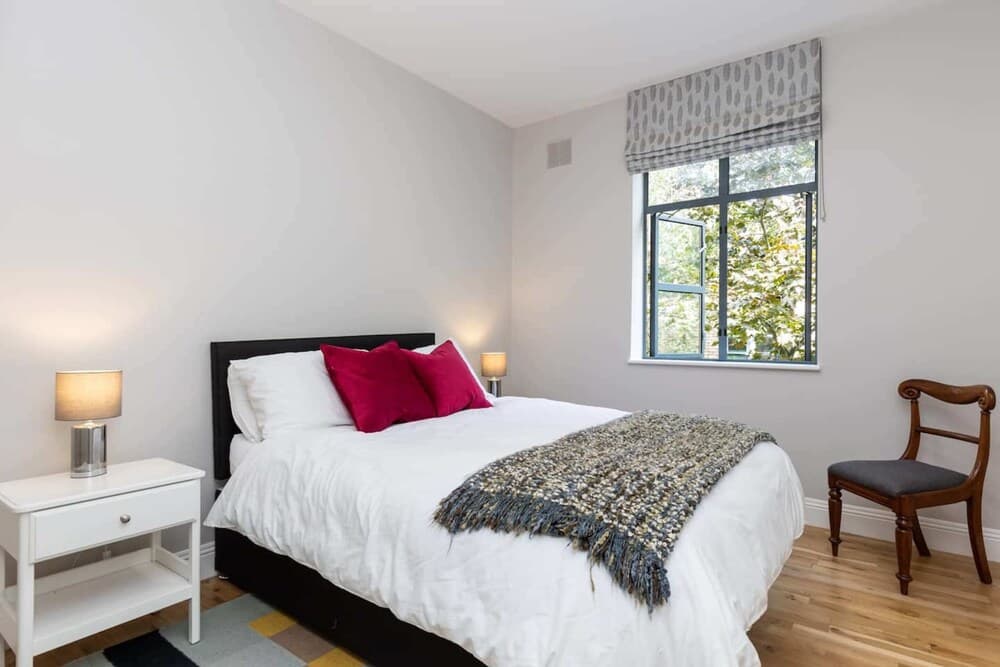 Magnificent 2 Bedroom Flat in Historic Army Barracks