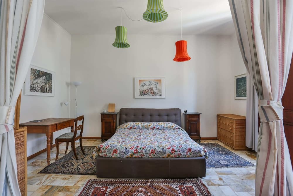 Buonarroti Apartment in Florence-hosted by Sweetstay