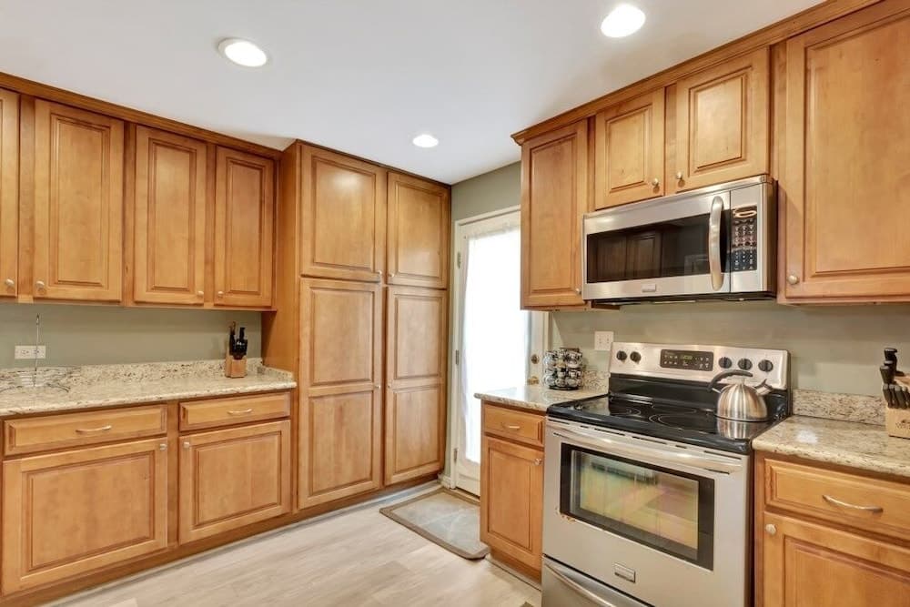 Turtle's Tide - Spacious Villa in Queens Grant with Private Patio by RedAwning