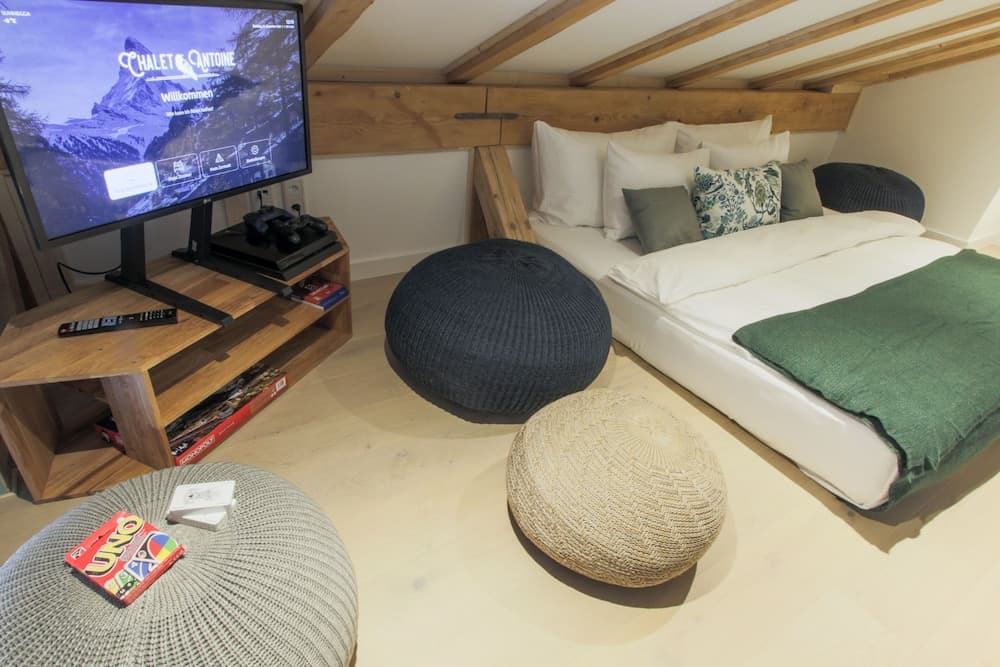 Chalet Antoine serviced apartments by Mirabeau