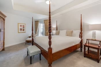 Ocean View Residence 301 Located at The Ritz-carlton by Redawning