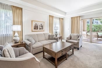 Garden View Residence 103 Located at The Ritz-carlton by Redawning