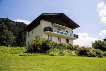 10-bedroom House Near Obertauern for 30 People