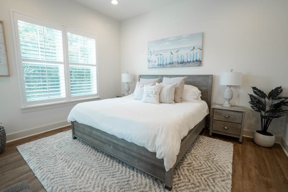 Gulf Coast Getaway 2 Bedroom Home by RedAwning