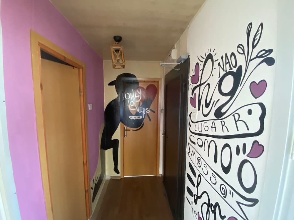 Mona  Lisa Art Villa