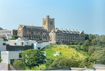 Comfortable Rooms & Apartments - BANGOR