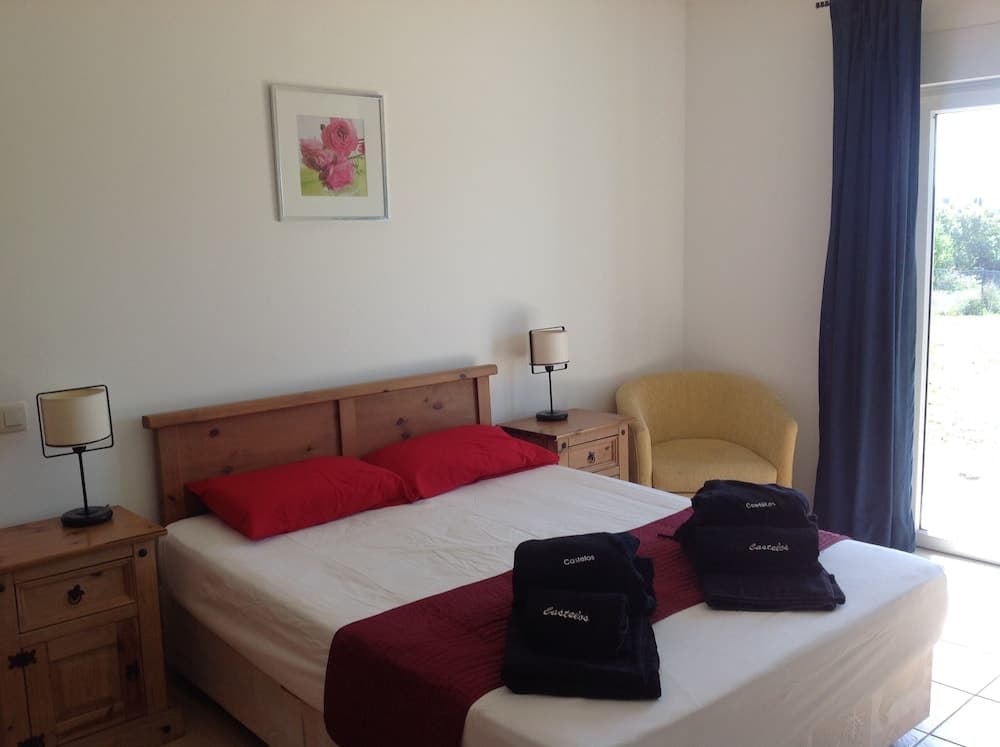 Villa Castelos, Quelfes, Eastern Algarve 8700-581