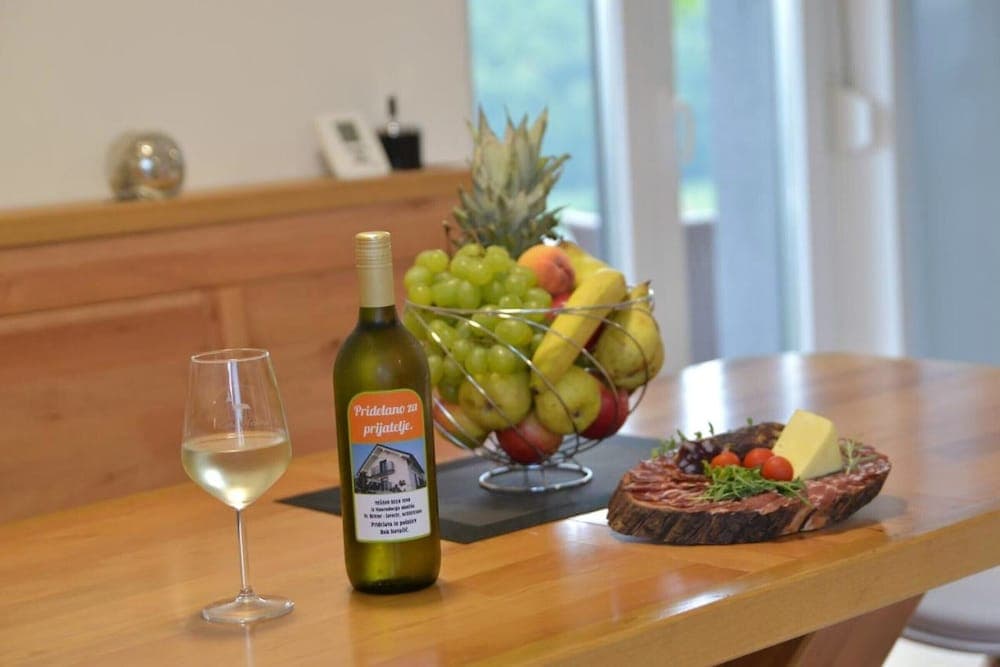 Tanja's House Whirlpool Sauna and Gym