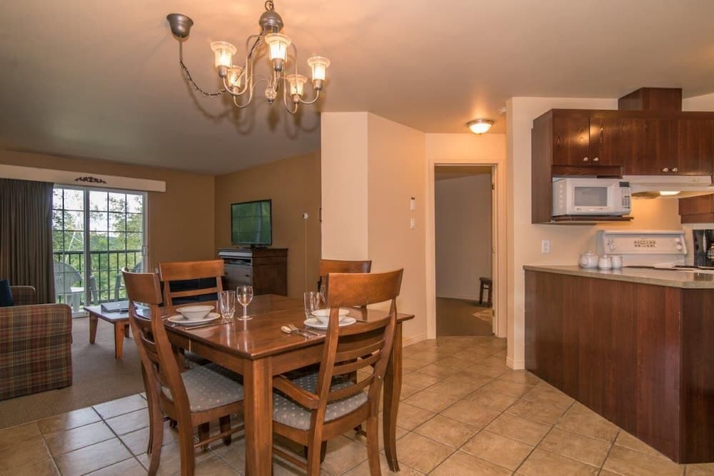 GetAways at Club GeoPremiere