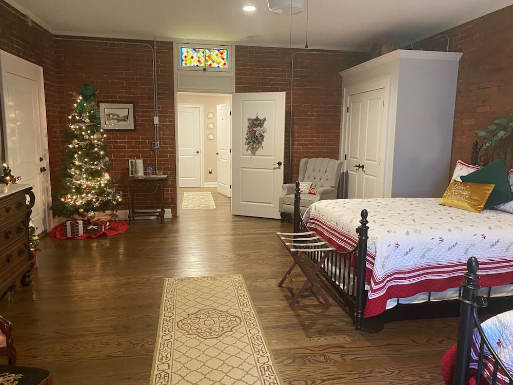 Belle Louise Historic Guest House