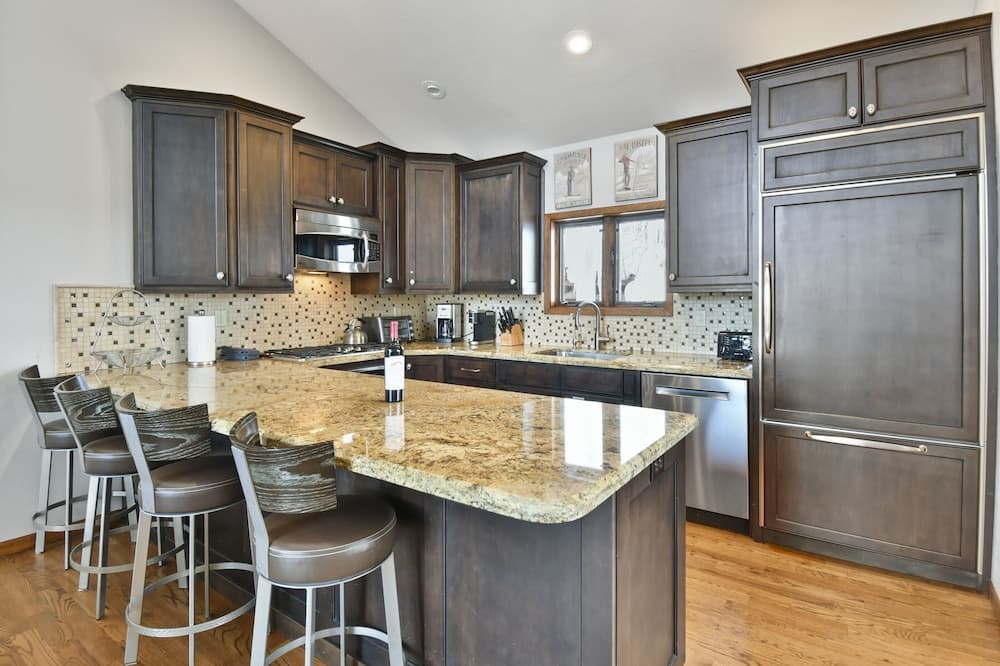 Aspenwood by Luxury Mountain Destination