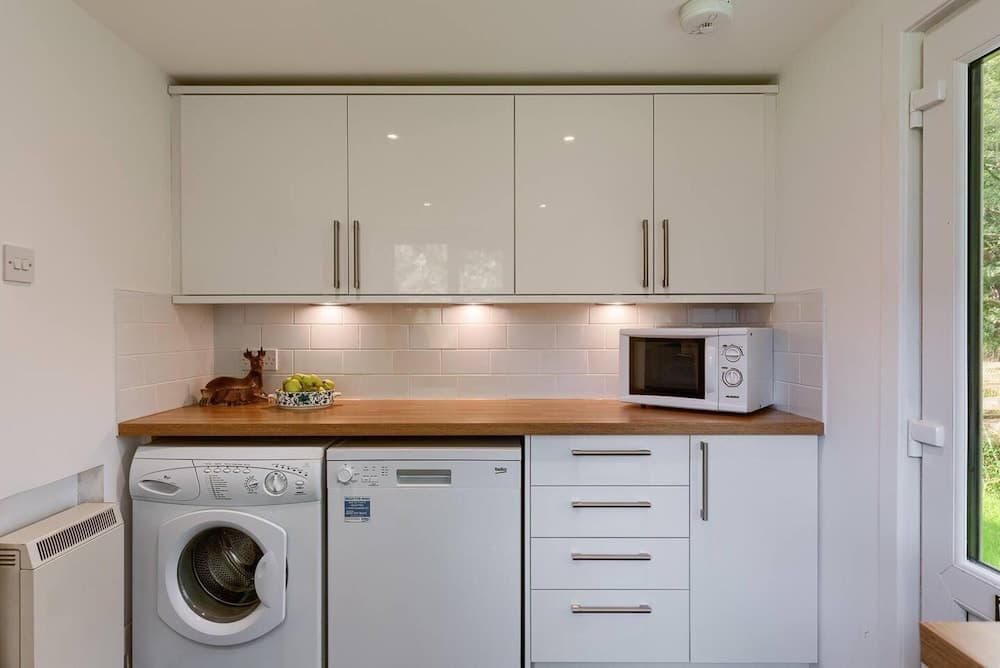 Enchanting Rustic Cottage W/stunning Views & River