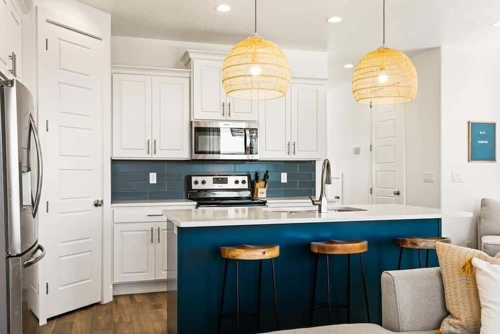 The Estate at the Ledges by RedAwning