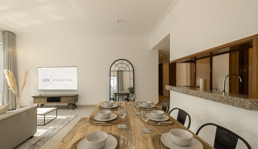 LUX | Marina Promenade 2 BR Prime location Apt