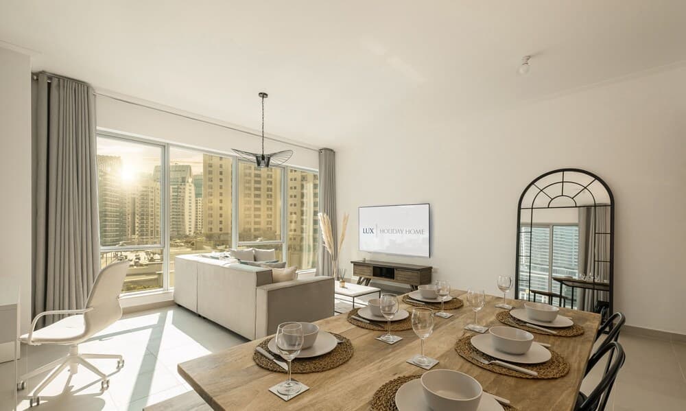 LUX | Marina Promenade 2 BR Prime location Apt