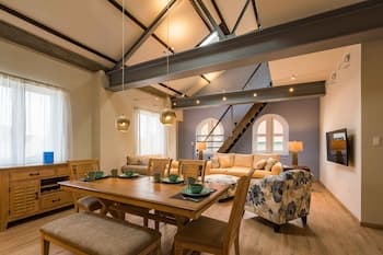 The Yellow Penthouse