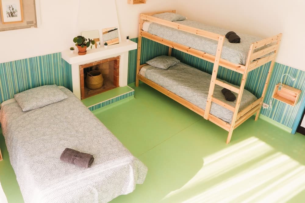 Hospedium República Surf House Hostel