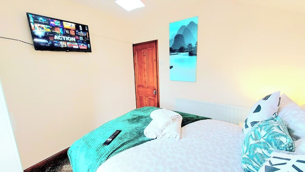 Garfield Villa-beautiful 4-bed House in Gillingham