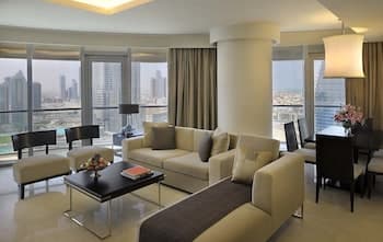 SuperHost - Luxurious Apartment, 2-min From The Burj Khalifa, Address Dubai Mall